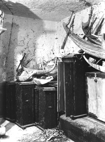 Burton photograph p1097 relating to Carter no. 285