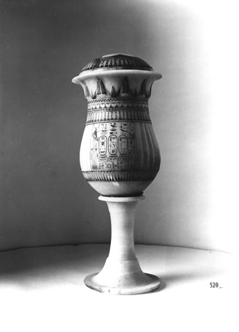 Burton photograph p1676 relating to Carter no. 520