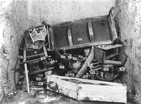 Burton photograph p1689 relating to Carter no. 596a