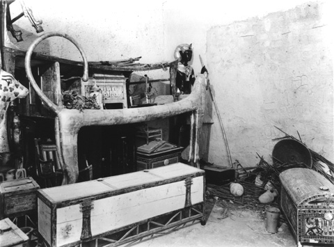 Burton photograph p1695 relating to Carter no. 044