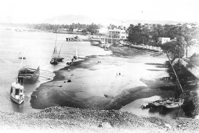 not known, Aswan (c.1900
[Contemporary with Gr. Inst. 4170.])