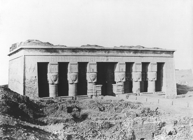 Beato, A., Dendara (c.1900
[Gr. Inst. 4125 in an album dated 1904.])