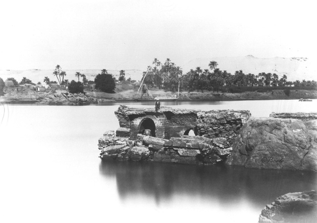 Beato, A., Aswan (c.1890
[Estimated date.])