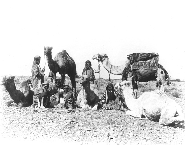 Bonfils, F., People and scenes of daily life (c.1880
[Estimated date.])