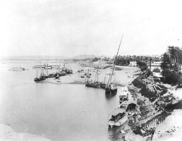 Sebah, J. P., Aswan (c.1895
[Estimated date.])