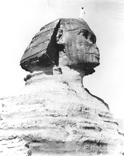 Zangaki, G., Giza (c.1890
[Estimated date.]) (Enlarged image size=34Kb)