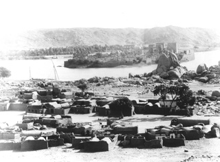 not known, Philae (c.1900
[Gr. Inst. 4172 in an album dated 1904.]) (Enlarged image size=37Kb)