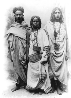 Lekegian, G., Studio groups and portraits (c.1890
[Estimated date.]) (Enlarged image size=34Kb)