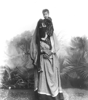not known, Studio groups and portraits (c.1890
[Estimated date.]) (Enlarged image size=30Kb)