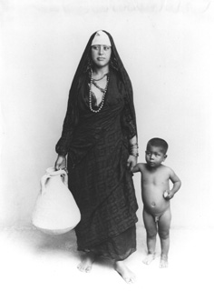Lekegian, G., Studio groups and portraits (c.1890
[Estimated date.]) (Enlarged image size=19Kb)