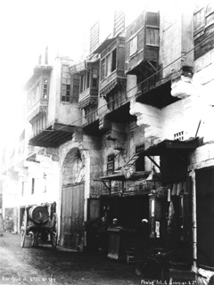Lekegian, G., Cairo (c.1890
[Estimated date.]) (Enlarged image size=35Kb)