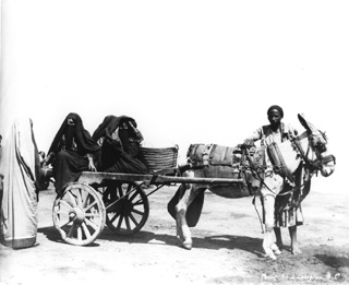 Lekegian, G., People and scenes of daily life (c.1890
[Estimated date.]) (Enlarged image size=30Kb)
