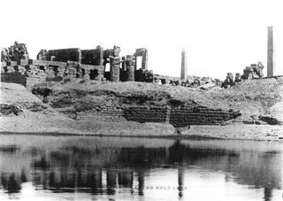 not known, Karnak (c.1900
[Estimated date.]) (Enlarged image size=33Kb)