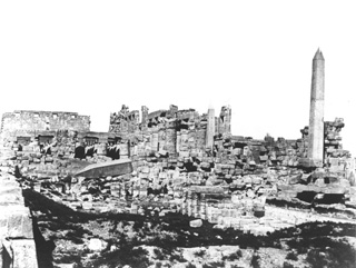 not known, Karnak (c.1890
[Estimated date.]) (Enlarged image size=37Kb)