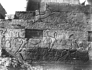 Beato, A., Karnak (c.1890
[Estimated date.]) (Enlarged image size=56Kb)