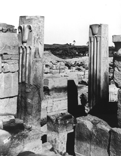 not known, Karnak (c.1890
[Estimated date.]) (Enlarged image size=40Kb)