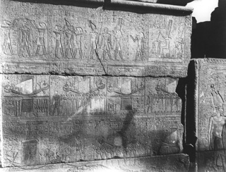 not known, Karnak (c.1890
[Estimated date.]) (Enlarged image size=47Kb)