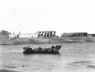 not known, Luxor (c.1890
[Estimated date.]) (Enlarged image size=23Kb)