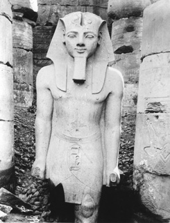 Beato, A., Luxor (c.1890
[Estimated date.]) (Enlarged image size=41Kb)
