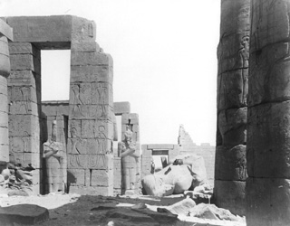 Beato, A., The Theban west bank, the Ramesseum (c.1890
[Estimated date.]) (Enlarged image size=33Kb)
