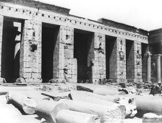 Zangaki, G., The Theban west bank, Medinet Habu (c.1890
[Estimated date.]) (Enlarged image size=41Kb)