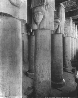Schroeder & Cie., Dendara (c.1890
[Estimated date.]) (Enlarged image size=35Kb)
