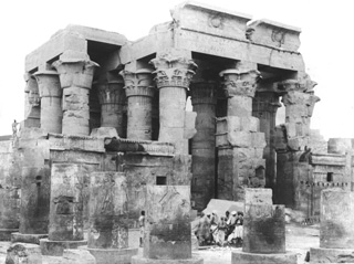 not known, Kom Ombo (c.1890
[Estimated date.]) (Enlarged image size=38Kb)