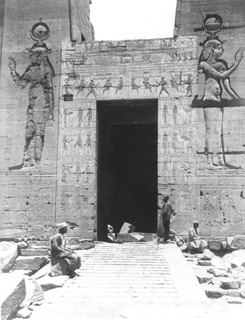 Beato, A., Philae (c.1890
[Estimated date.]) (Enlarged image size=39Kb)