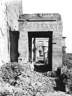 Good, F. M., Philae (c.1860
[Estimated date.]) (Enlarged image size=46Kb)