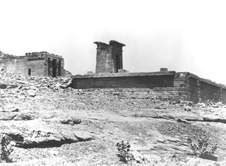 Beato, A., Dendur (c.1890
[Estimated date.]) (Enlarged image size=36Kb)