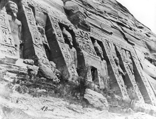 Beato, A., Abu Simbel (c.1890
[Estimated date.]) (Enlarged image size=52Kb)