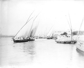 Bonfils, F., Nile transport (c.1890
[Estimated date.]) (Enlarged image size=21Kb)