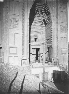 not known, Cairo (before 1874
[In an album dated 1873-4.]) (Enlarged image size=40Kb)