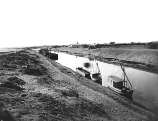 not known, Alexandria (before 1872
[In an album dated 1871-2.]) (Enlarged image size=32Kb)