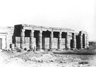 Beato, A., The Theban west bank, Qurna (before 1872
[In an album dated 1871-2.]) (Enlarged image size=31Kb)