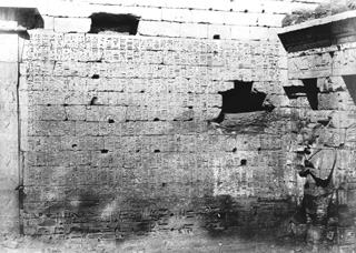 Beato, A., The Theban west bank, Medinet Habu (before 1872
[In an album dated 1871-2.]) (Enlarged image size=47Kb)