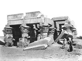 not known, Kom Ombo (before 1872
[In an album dated 1871-2.]) (Enlarged image size=36Kb)