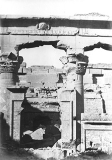 Beato, A., Kalabsha (before 1872
[Gr. Inst. 3520 in an album dated 1871-2.]) (Enlarged image size=39Kb)