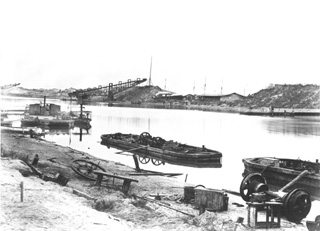 not known, Suez Canal (before 1872
[In an album dated 1871-2.]) (Enlarged image size=30Kb)