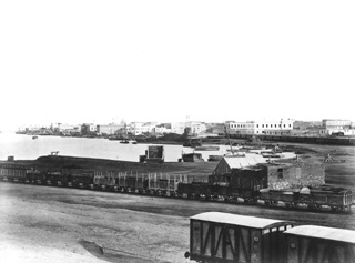 not known, Suez (before 1872
[In an album dated 1871-2.]) (Enlarged image size=25Kb)