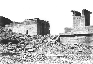 Beato, A., Dendur (c.1890
[Estimated date.]) (Enlarged image size=39Kb)