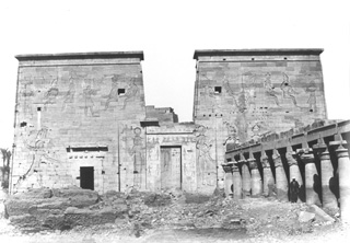 Beato, A., Philae (c.1890
[Estimated date.]) (Enlarged image size=33Kb)