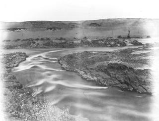 not known, The first Nile cataract (c.1890
[Estimated date.]) (Enlarged image size=31Kb)
