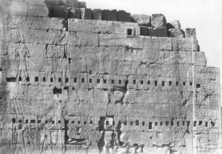 not known, Karnak (c.1890
[Estimated date.]) (Enlarged image size=44Kb)