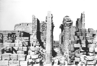 Beato, A., Karnak (c.1890
[Estimated date.]) (Enlarged image size=38Kb)