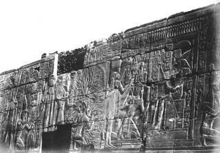 Beato, A., Karnak (c.1890
[Estimated date.]) (Enlarged image size=40Kb)