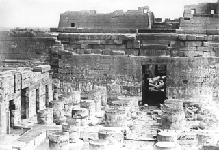 Beato, A., The Theban west bank, Medinet Habu (c.1890
[Estimated date.]) (Enlarged image size=43Kb)