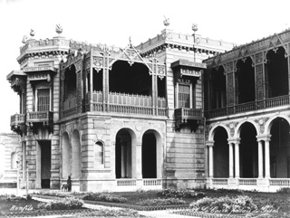 Bonfils, F., Cairo (c.1880
[Estimated date.]) (Enlarged image size=42Kb)