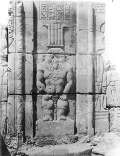 Beato, A. (probably)
[Gr. Inst. 4294 in an album where photographs appear to be exclusively by A. Beato.], Karnak (c.1900
[Gr. Inst. 4151 in an album dated 1904.]) (Enlarged image size=44Kb)
