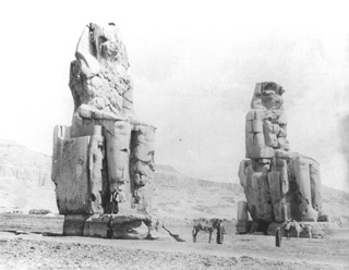 Beato, A.
[From similarity to Gr. Inst. 245.], The Theban west bank, the Memnon Colossi (c.1900
[In an album dated 1904.]) (Enlarged image size=28Kb)